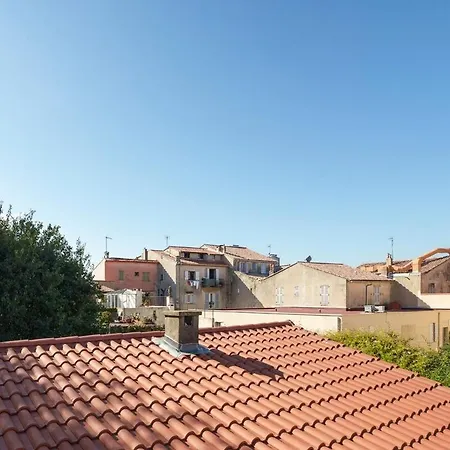 Beautiful Modern And Design Accommodation, Old Lägenhet Antibes